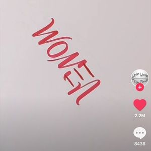 Meet your Posher, Samantha